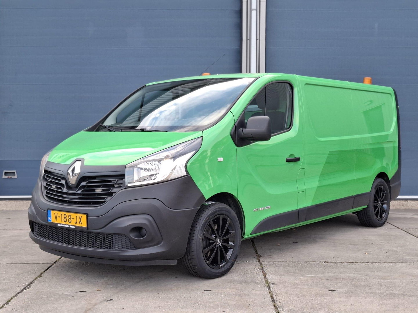 Renault Trafic 1.6 dCi T29 L2H1 Comfort Energy KASTEN INRICHTING / AIRCO / CRUISE CONTROLE / NAVI / CAMERA / TREKHAAK