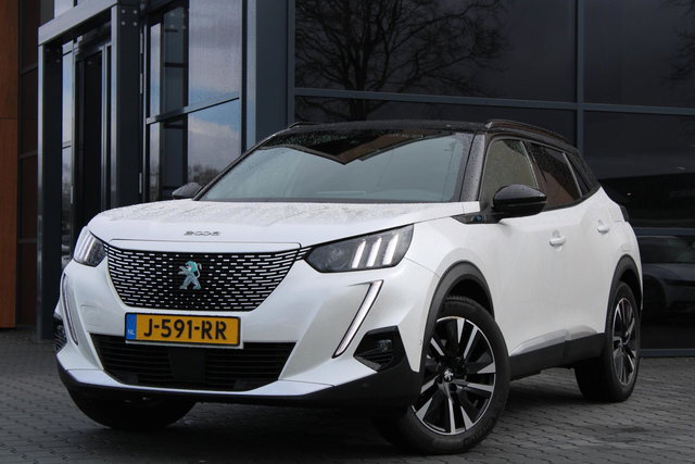 Peugeot e-2008 - EV GT Pack 50 kWh | Pano | Camera | Stoelverwarming