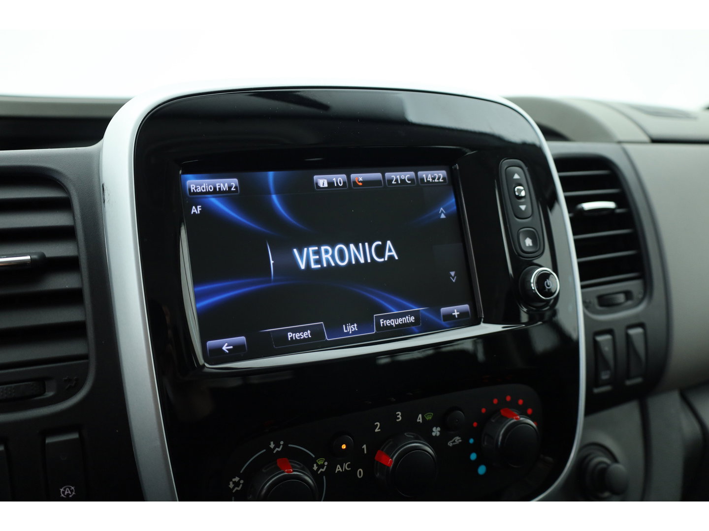 Renault Trafic 1.6 dCi T29 L2H1 DC Comfort | BPM vrij | 6 Pers. | Cruise Control | Airco | PDC+A | Android Auto |