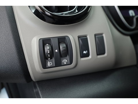 Renault Trafic 1.6 dCi T29 L2H1 DC Comfort | BPM vrij | 6 Pers. | Cruise Control | Airco | PDC+A | Android Auto |