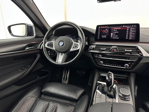 BMW 5 Serie Touring 530d M-Sportpack High Executive Edition (INCL-BTW) Aut. *PANO | LASERLIGHT | LEATHER | TOPVIEW | HARMAN/KARDON |  ADAPTIVE-CRUISE | BLINDSPOT | HEATED-COMFORTSEATS | KEYLESS | DAB | DIGI-COCKPIT | PRIVACY-GLASS | SHIFTPADDLES | ...