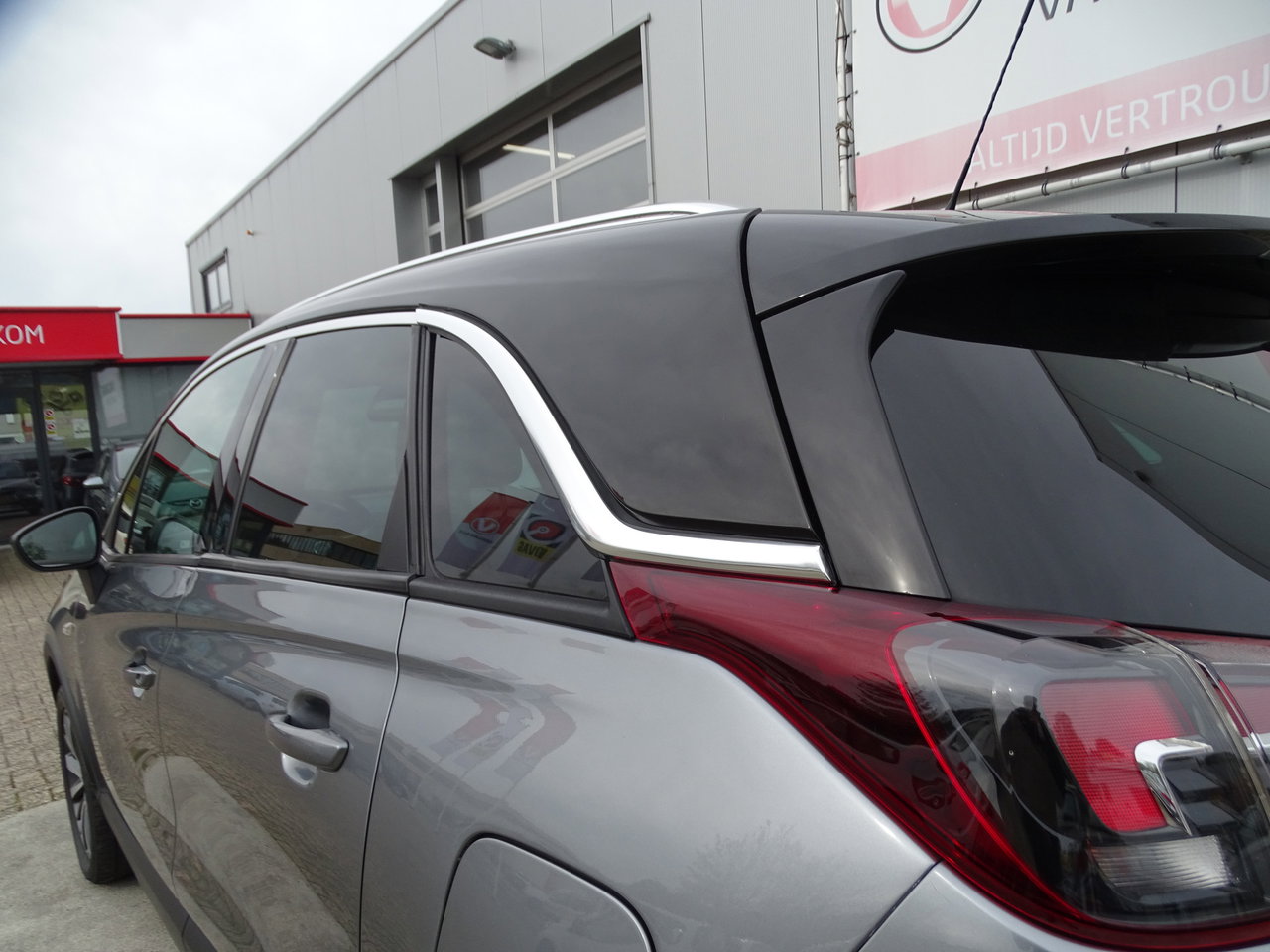 Opel Crossland X