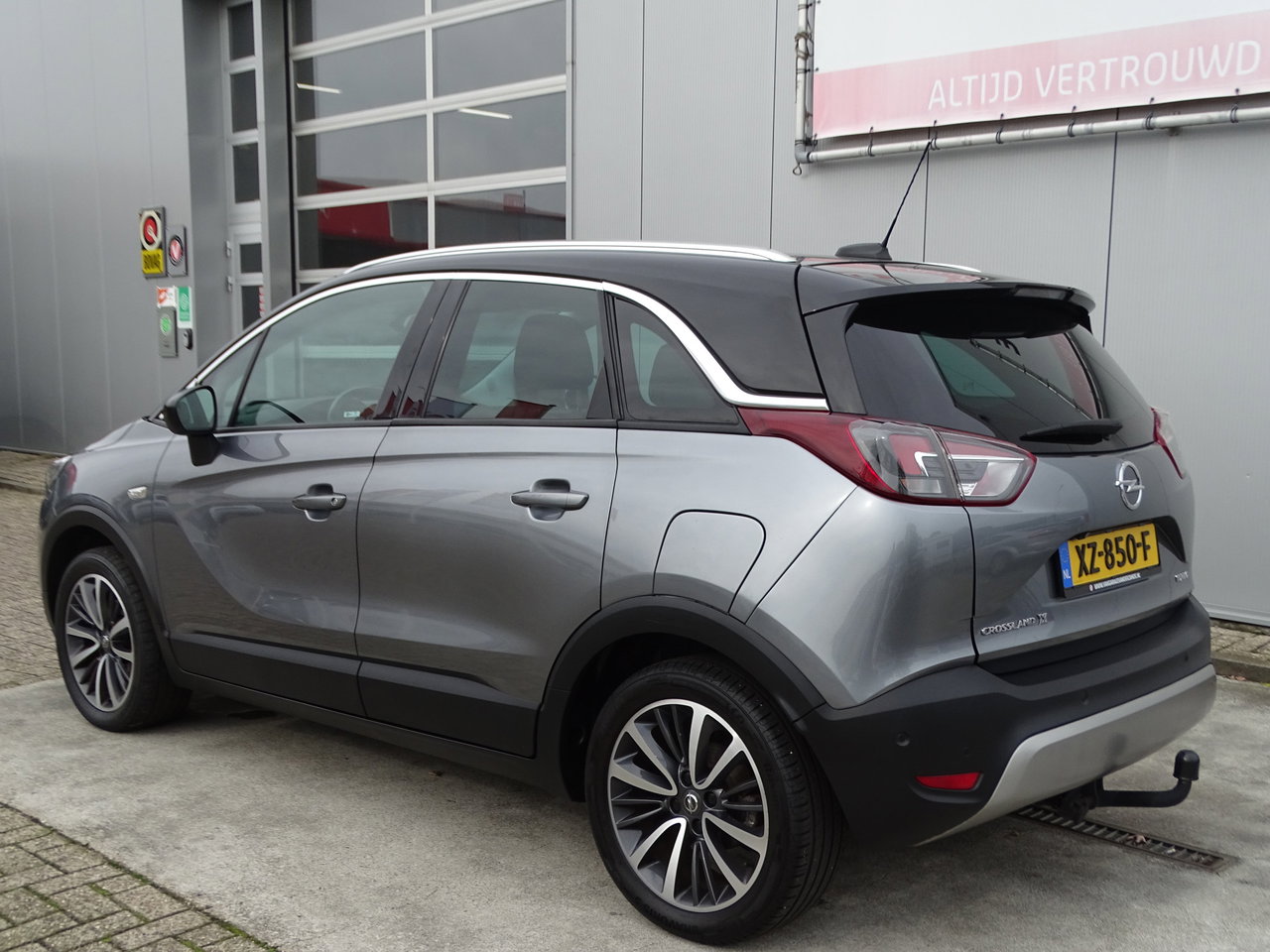 Opel Crossland X