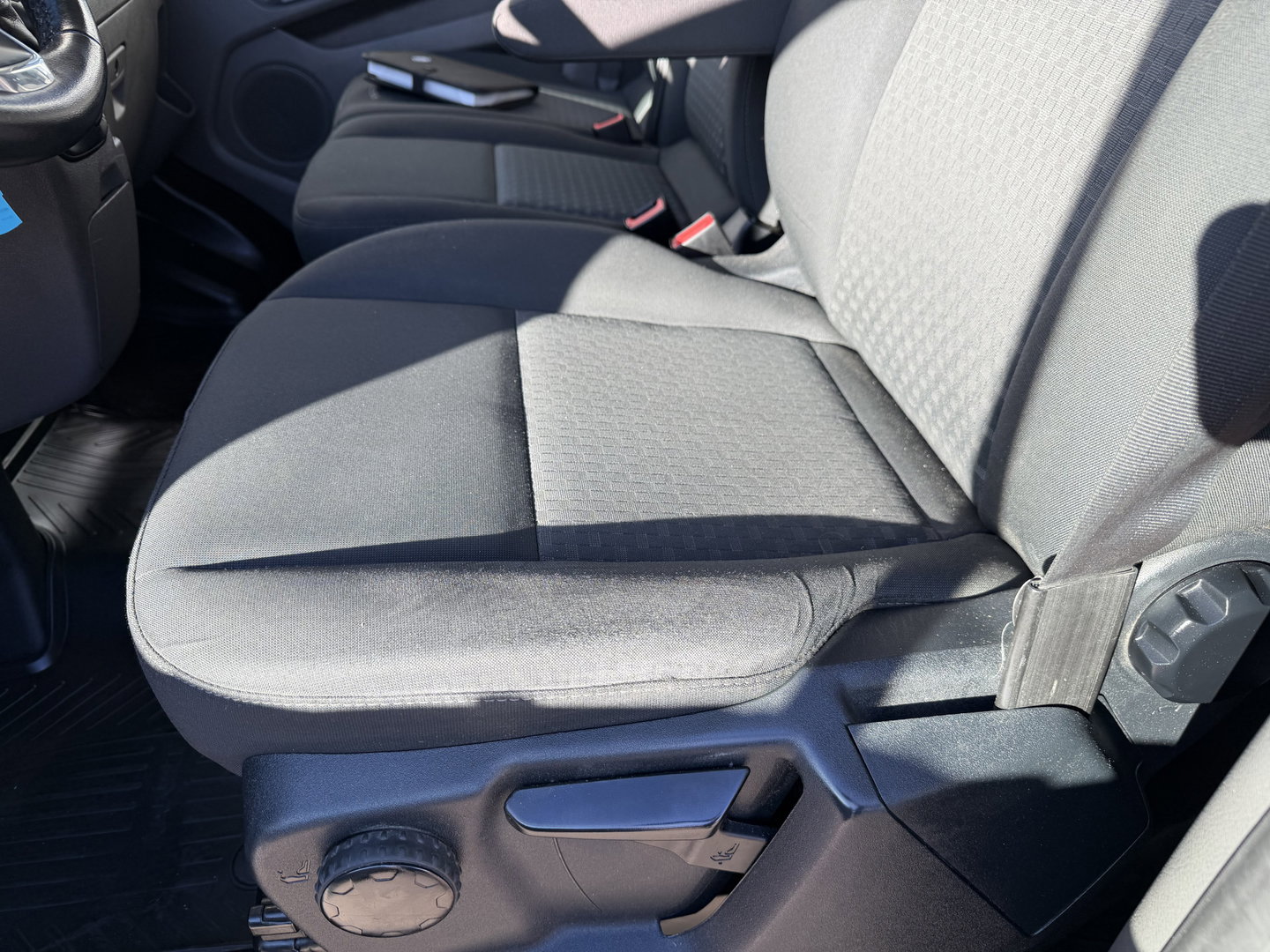 Ford Transit Custom 280 2.0 TDCI 130pk L1H1 Trend / vaste prijs rijklaar € 13.950 ex btw / euro 6 diesel / bpm vrij / trekhaak 2500 kg / airco / cruise / navigatie / pdc voor en achter