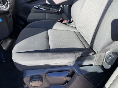 Ford Transit Custom 280 2.0 TDCI 130pk L1H1 Trend / vaste prijs rijklaar € 13.950 ex btw / euro 6 diesel / bpm vrij / trekhaak 2500 kg / airco / cruise / navigatie / pdc voor en achter