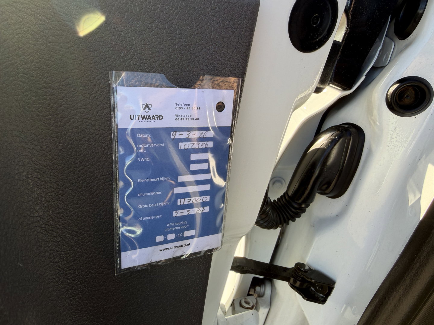 Ford Transit Custom 280 2.0 TDCI 130pk L1H1 Trend / vaste prijs rijklaar € 13.950 ex btw / euro 6 diesel / bpm vrij / trekhaak 2500 kg / airco / cruise / navigatie / pdc voor en achter