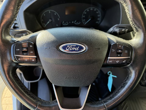 Ford Transit Custom 280 2.0 TDCI 130pk L1H1 Trend / vaste prijs rijklaar € 13.950 ex btw / euro 6 diesel / bpm vrij / trekhaak 2500 kg / airco / cruise / navigatie / pdc voor en achter