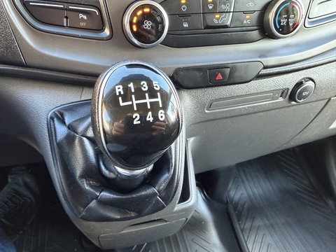 Ford Transit Custom 280 2.0 TDCI 130pk L1H1 Trend / vaste prijs rijklaar € 13.950 ex btw / euro 6 diesel / bpm vrij / trekhaak 2500 kg / airco / cruise / navigatie / pdc voor en achter