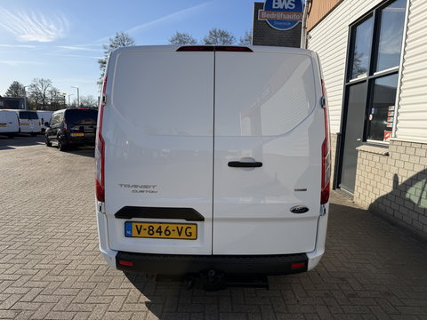 Ford Transit Custom 280 2.0 TDCI 130pk L1H1 Trend / vaste prijs rijklaar € 13.950 ex btw / euro 6 diesel / bpm vrij / trekhaak 2500 kg / airco / cruise / navigatie / pdc voor en achter