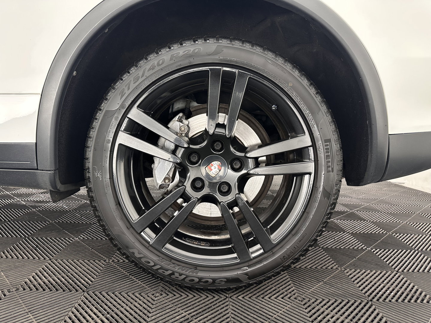 Porsche Cayenne 3.0 D Platinum Edition AWD Aut. *PANO | LEATHER | XENON | BOSE-AUDIO | CAMERA | HEATED-COMFORTSEATS | NAVI-FULLMAP | BLINDSPOT | AIRSUSPENSION | ECC | SHIFTPADDLES | PDC | CRUISE | 20''ALU*