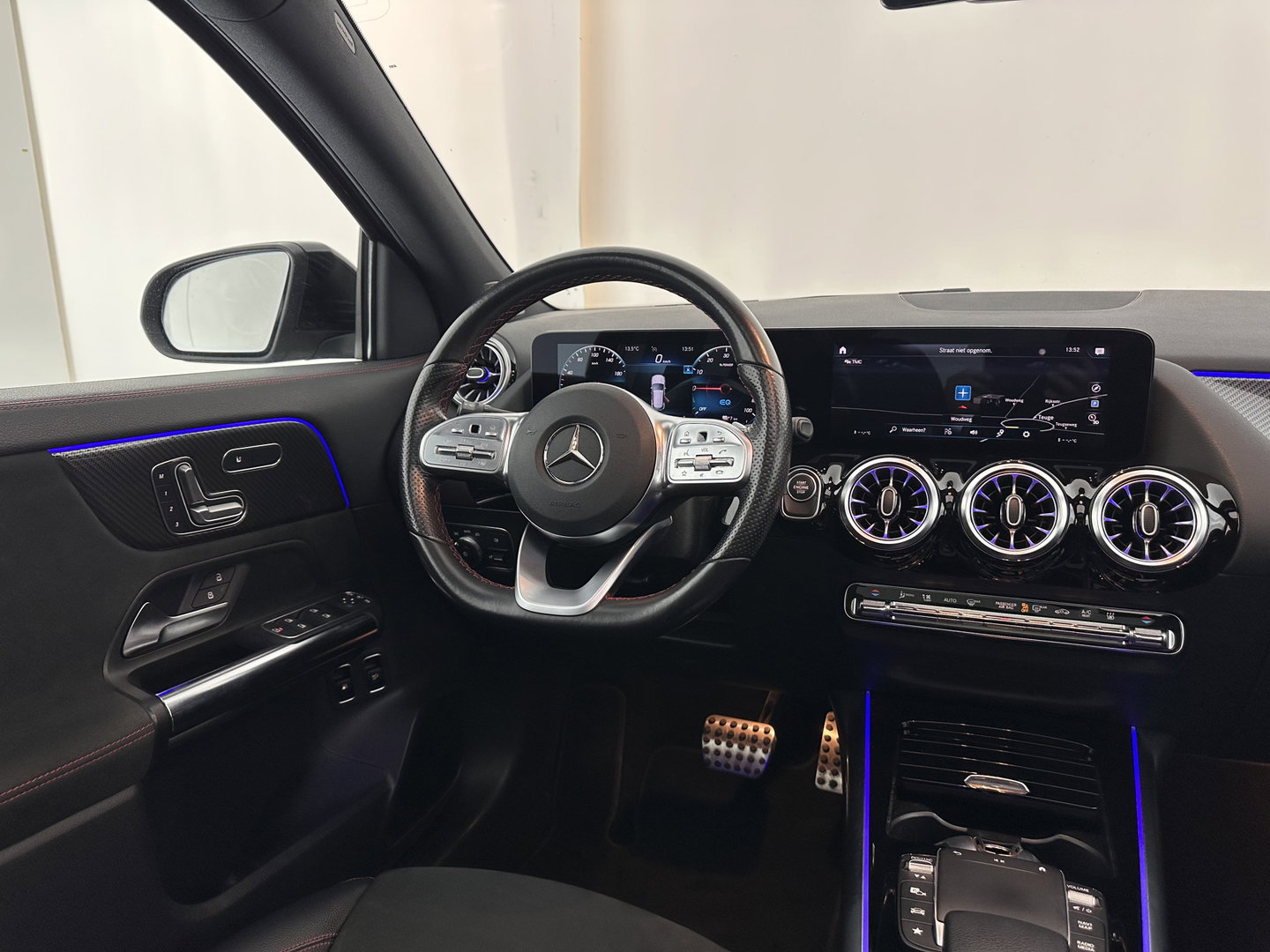 Mercedes-Benz GLA 250 e AMG Limited Business Solution (Plug-In) (INCL-BTW) Aut. *PANO | LEATHER-MICROFIBRE | MEMORY-PACK | WIDESCREEN-COCKPIT | MULTIBEAM-LED | AMBIENTLIGHT | KEYLESS | CAMERA | M-BUX-NAVI | ECC | SHIFTPADDLES | PDC | CRUISE | DAB | HEATED