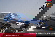 Mitsubishi Outlander - 2.0 PHEV 4WD Instyle X-Line/Sunroof/Trekh./Leder/Cruise/18"