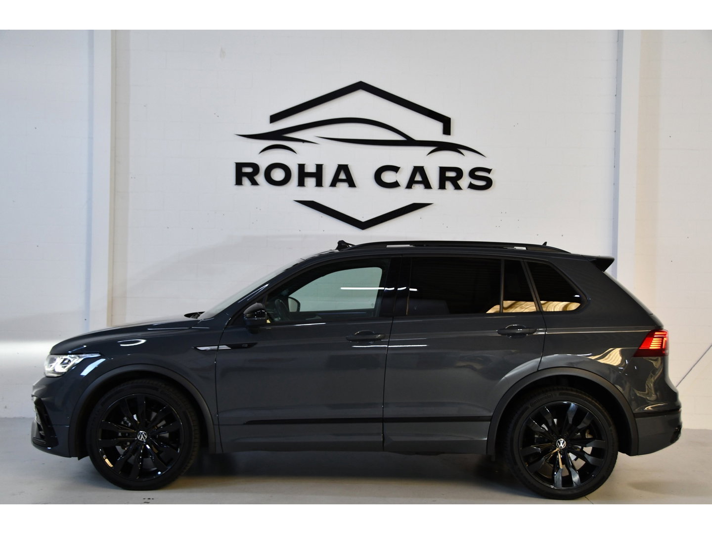 Volkswagen Tiguan 1.5 TSI R-Line*Full-option*Pano*Cam*Keyless*Elk-trekhaak