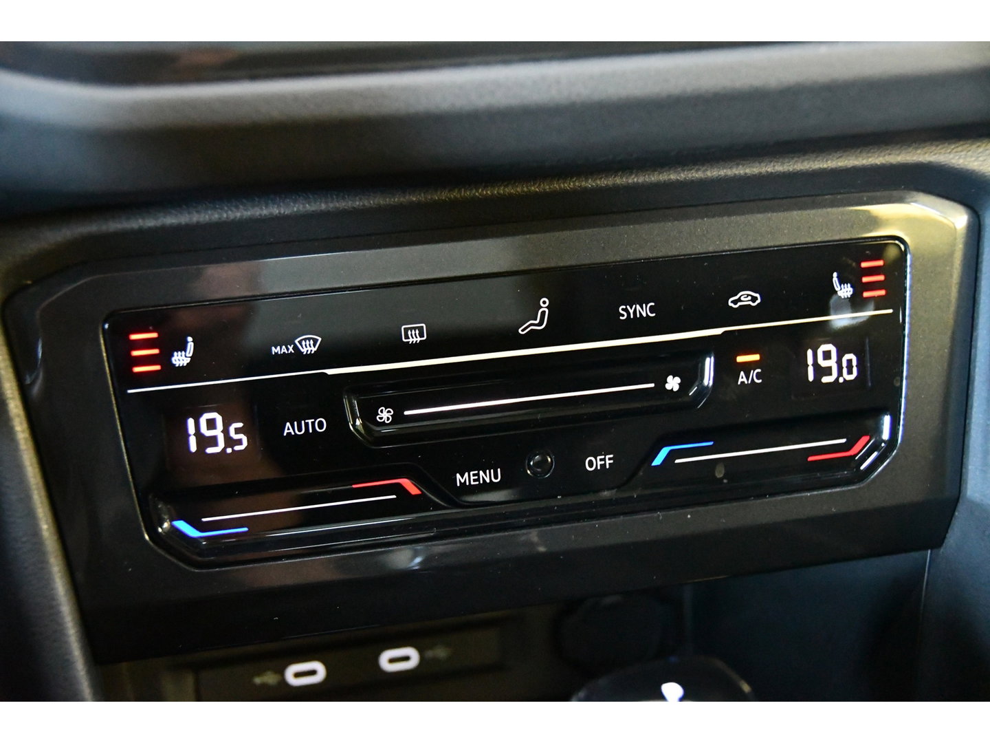 Volkswagen Tiguan 1.5 TSI R-Line*Full-option*Pano*Cam*Keyless*Elk-trekhaak