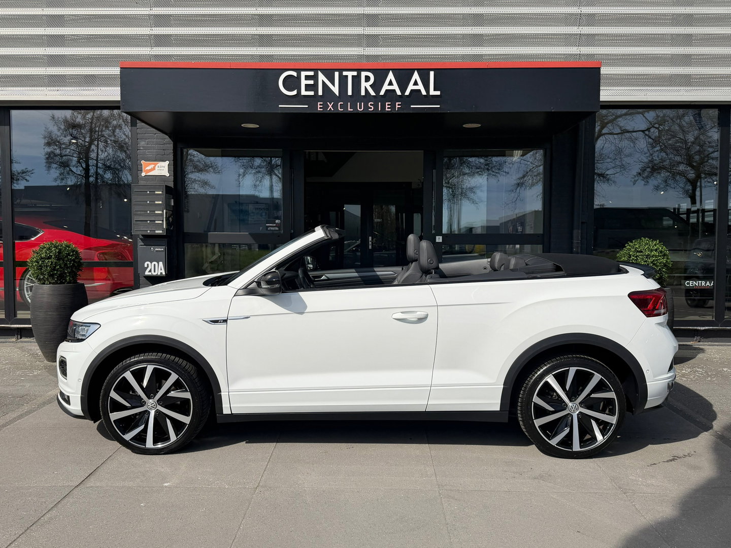 Volkswagen T-Roc Cabrio 1.5 TSI R-Line Beats|Leder|ACC|Camera|Keyless|Carplay