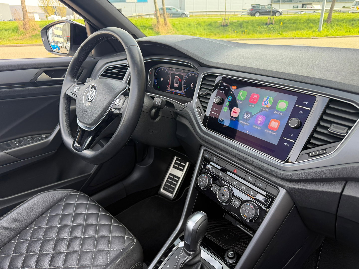 Volkswagen T-Roc Cabrio 1.5 TSI R-Line Beats|Leder|ACC|Camera|Keyless|Carplay