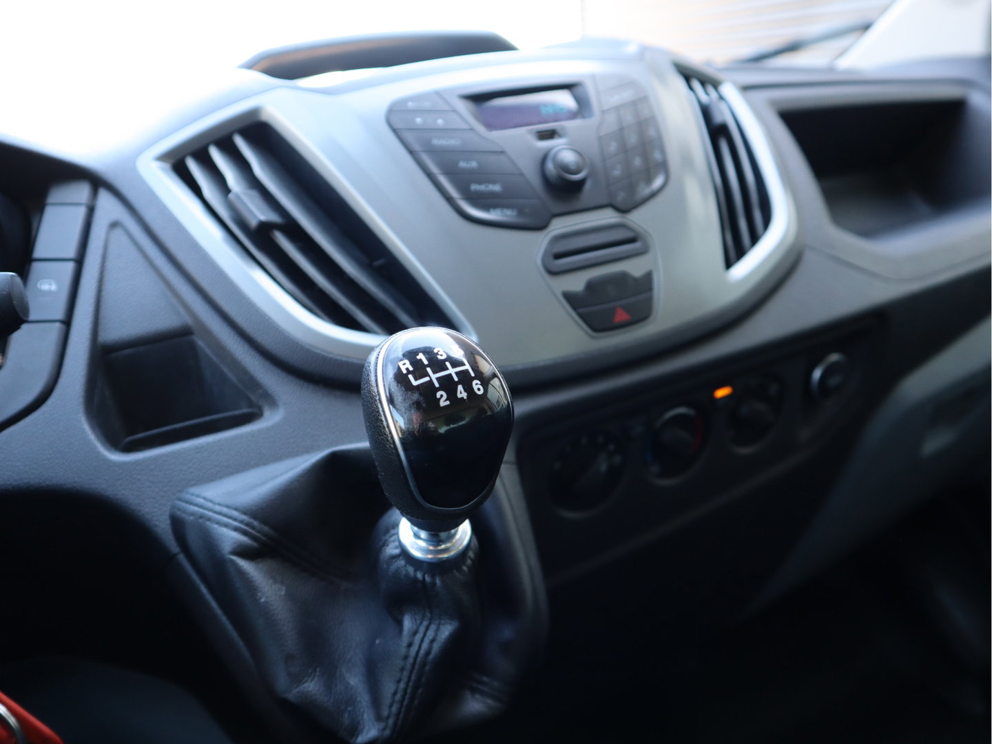 Ford Transit 2.0 TDCI 170pk Euro 6 - N1 Bakwagen Laadklep Dhollandia - Cruise - Airco