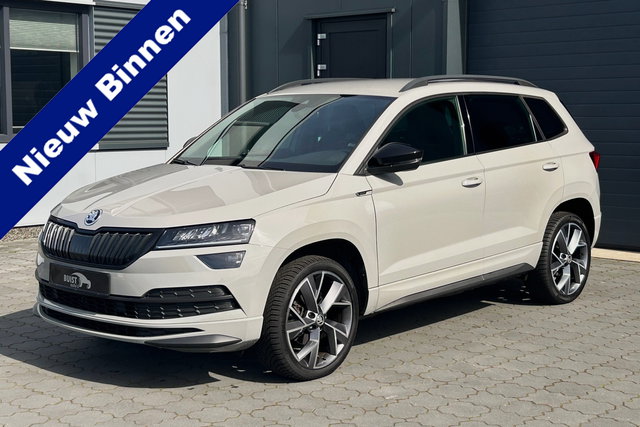 Škoda Karoq - 1.5 TSI ACT 150pk DSG Sportline LED 19" WINTERPAKKET