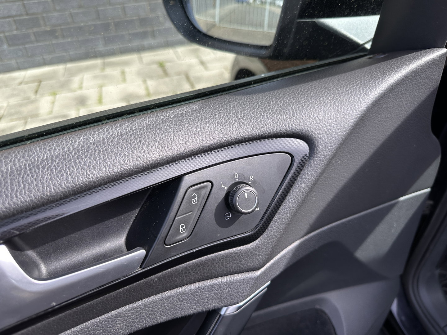 Volkswagen Golf 2.0 TDI GTD | Panorama dak | 18'' Lichtmetaal | Maxton | Cruise control | Lederen bekleding | Dynaudio | DB-riem vervangen bij 201986 KM | stoelverwarming |