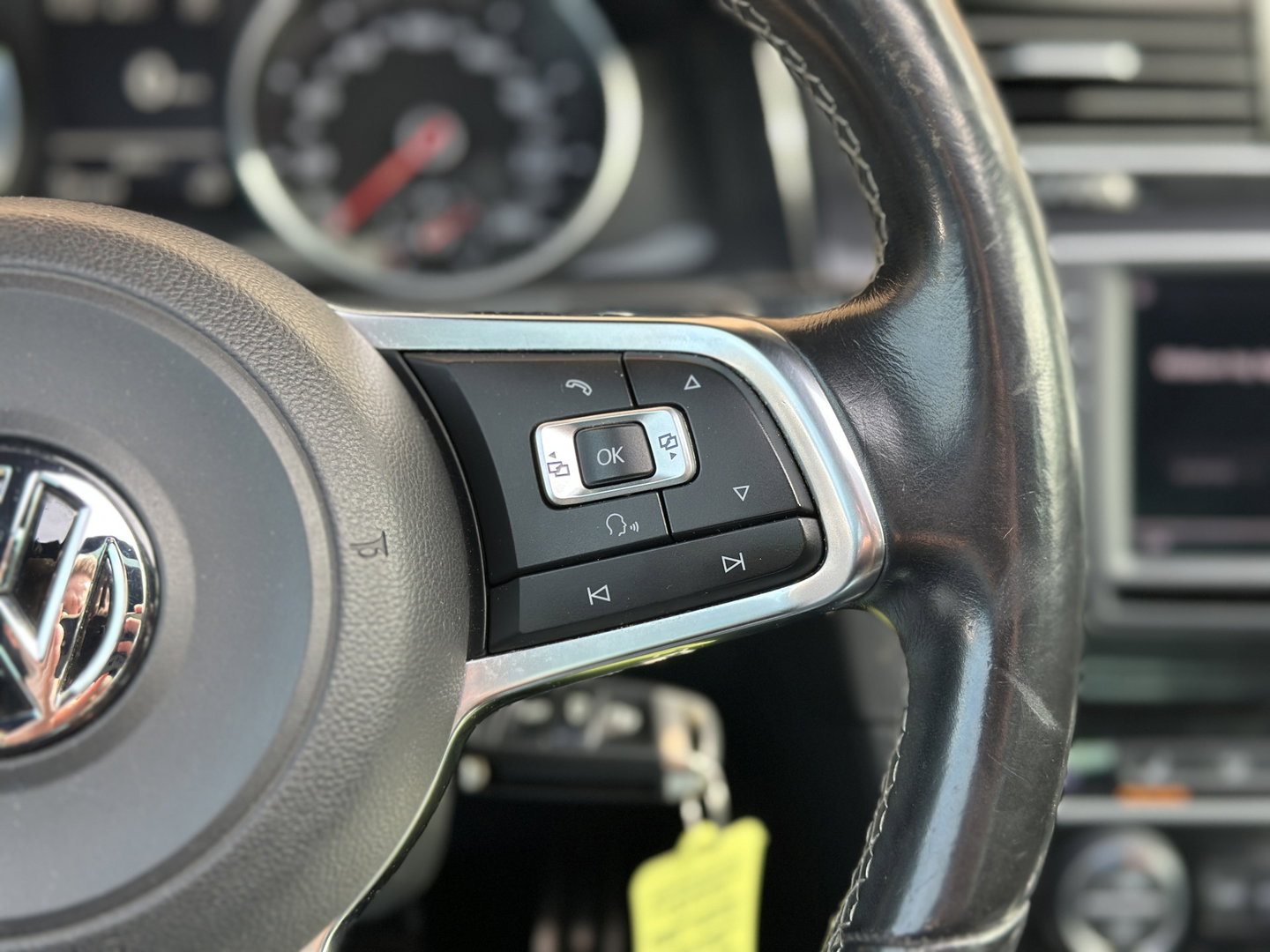 Volkswagen Golf 2.0 TDI GTD | Panorama dak | 18'' Lichtmetaal | Maxton | Cruise control | Lederen bekleding | Dynaudio | DB-riem vervangen bij 201986 KM | stoelverwarming |