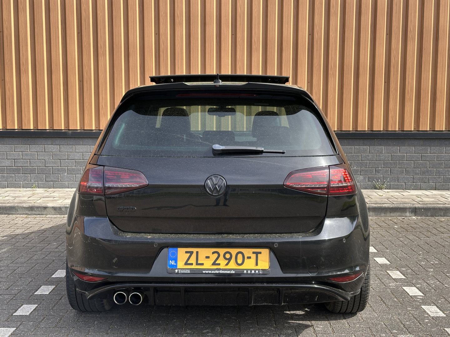Volkswagen Golf 2.0 TDI GTD | Panorama dak | 18'' Lichtmetaal | Maxton | Cruise control | Lederen bekleding | Dynaudio | DB-riem vervangen bij 201986 KM | stoelverwarming |