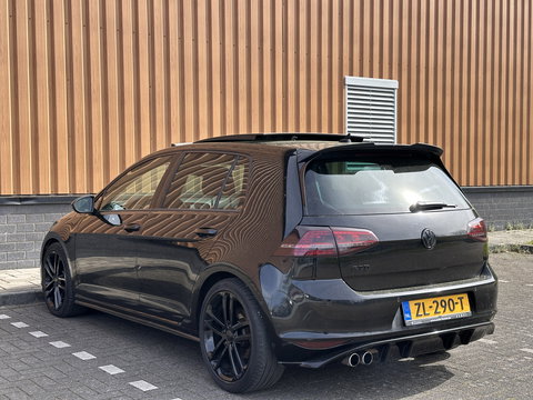 Volkswagen Golf 2.0 TDI GTD | Panorama dak | 18'' Lichtmetaal | Maxton | Cruise control | Lederen bekleding | Dynaudio | DB-riem vervangen bij 201986 KM | stoelverwarming |
