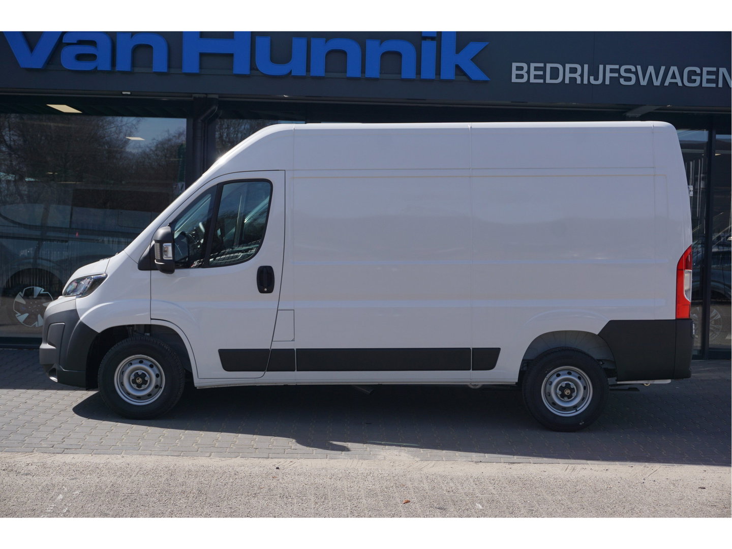 Citroën Jumper 35 2.2 140PK L2H2 BPM VRIJ!! 10" Navi, Clima, Camera, 270º Deur!! NR. J221*