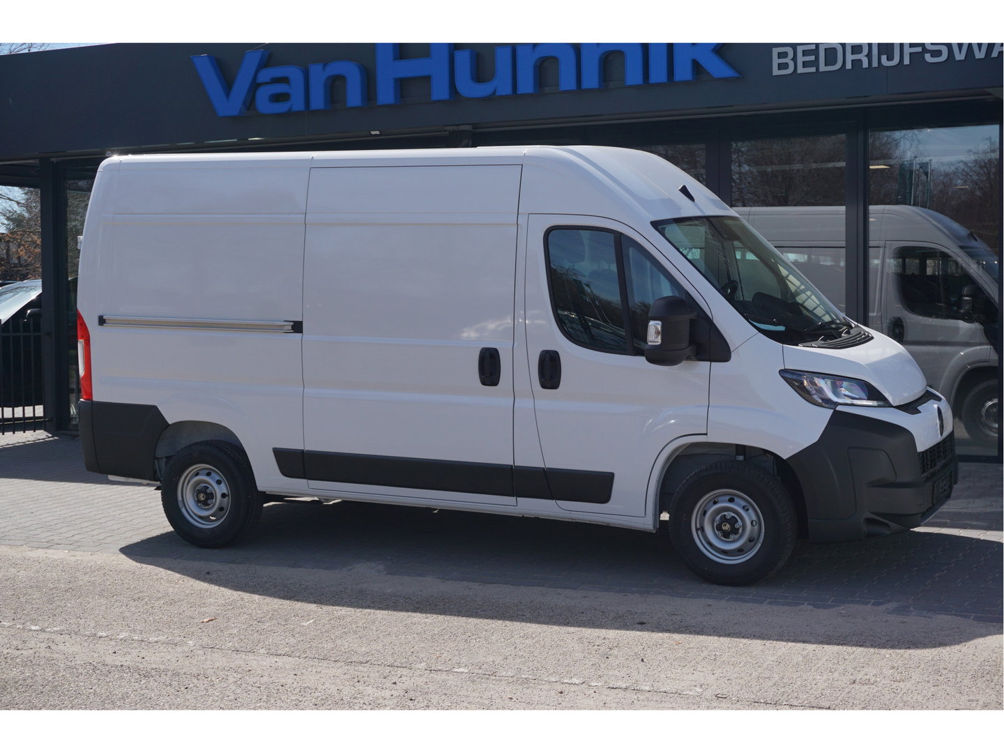 Citroën Jumper 35 2.2 140PK L2H2 BPM VRIJ!! 10" Navi, Clima, Camera, 270º Deur!! NR. J221*