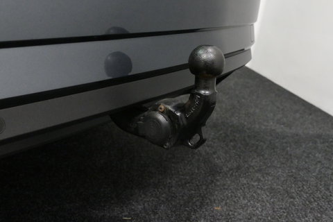 Škoda Superb Combi 1.4 TSI iV Business Edition / Elektr. verstelbare voorstoelen (links met memory) / Canton Sound System / Stoelverwarming voor & achter / Stuurwiel verwarming / Apple Carplay - Android Auto / Trekhaak (zwenkbaar) / Achteruitrijcamera / Dodehoek detec