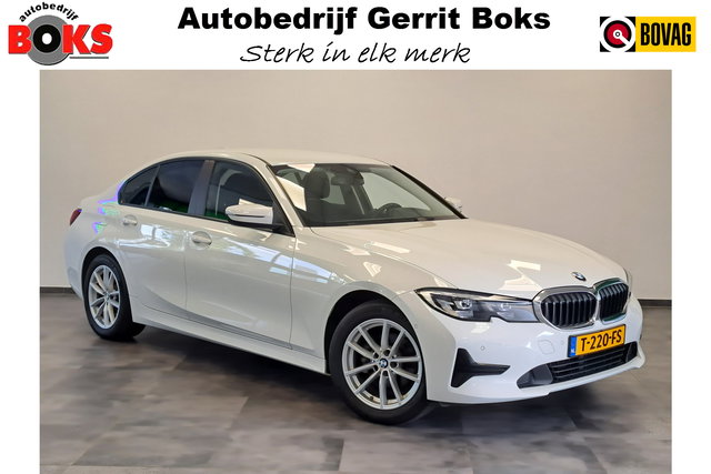 BMW 3 Serie - 318i Executive Navigatie Clima Cruise PDC LM 157 PK!