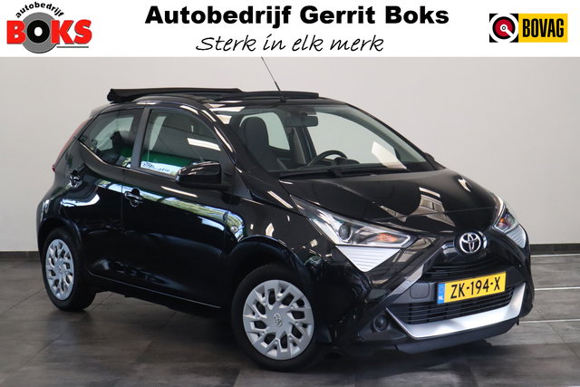 Toyota Aygo - 1.0 VVT-i x-play limited Cabrio Carplay ! 2e Paasdag geopend van 12.00 tot 17:00u !