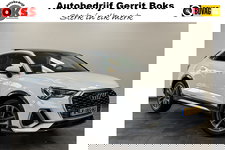 Audi Q3 - Sportback 35 TFSI Pro-Line S ACC PDC VCP Elek. Stoelen Panoramadak Trekhaak