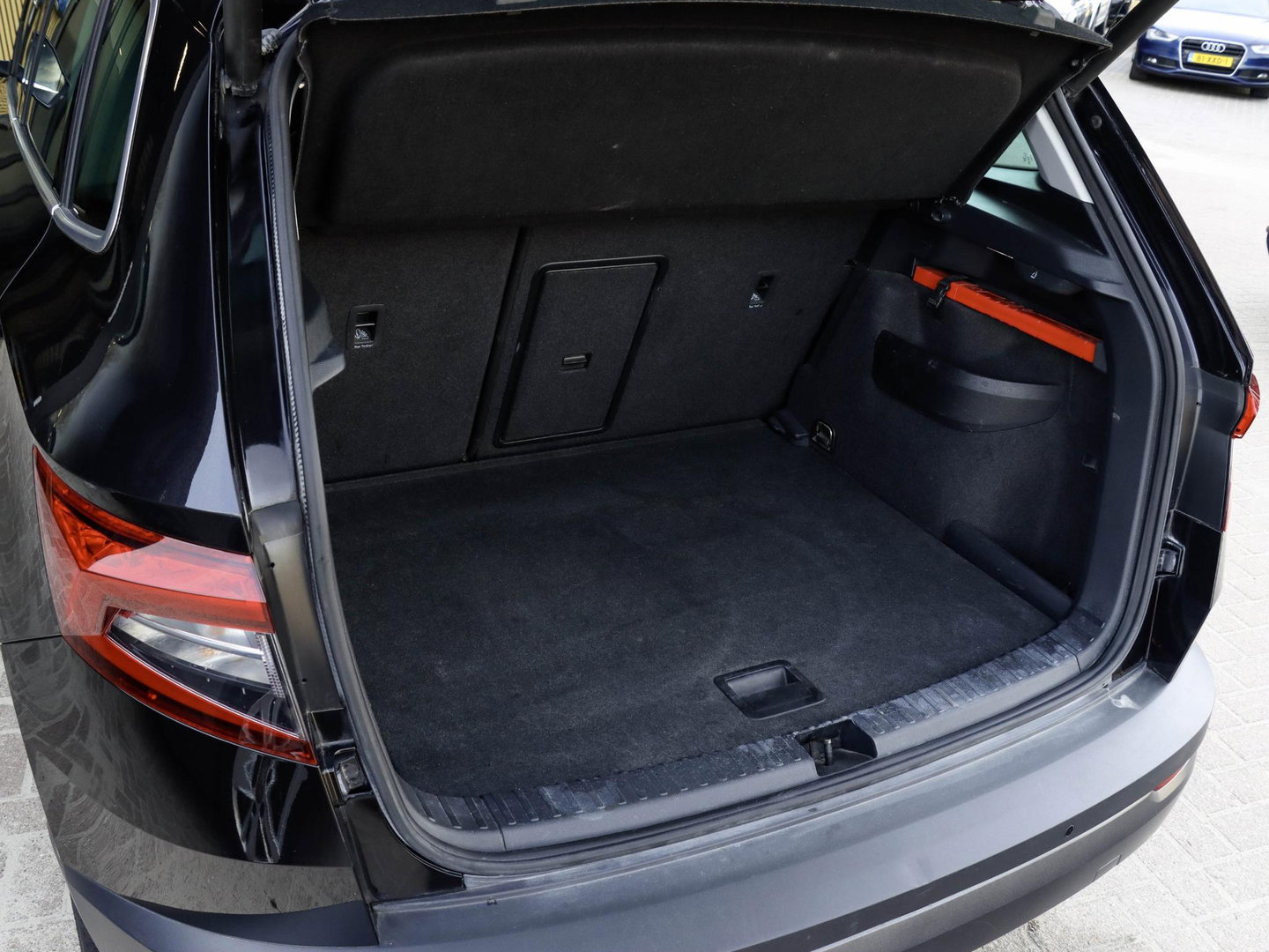 Škoda Karoq 1.5 TSI ACT Style DSG 150pk Navigatie Camera 17'' velgen