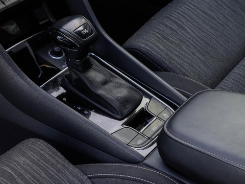 Škoda Karoq 1.5 TSI ACT Style DSG 150pk Navigatie Camera 17'' velgen