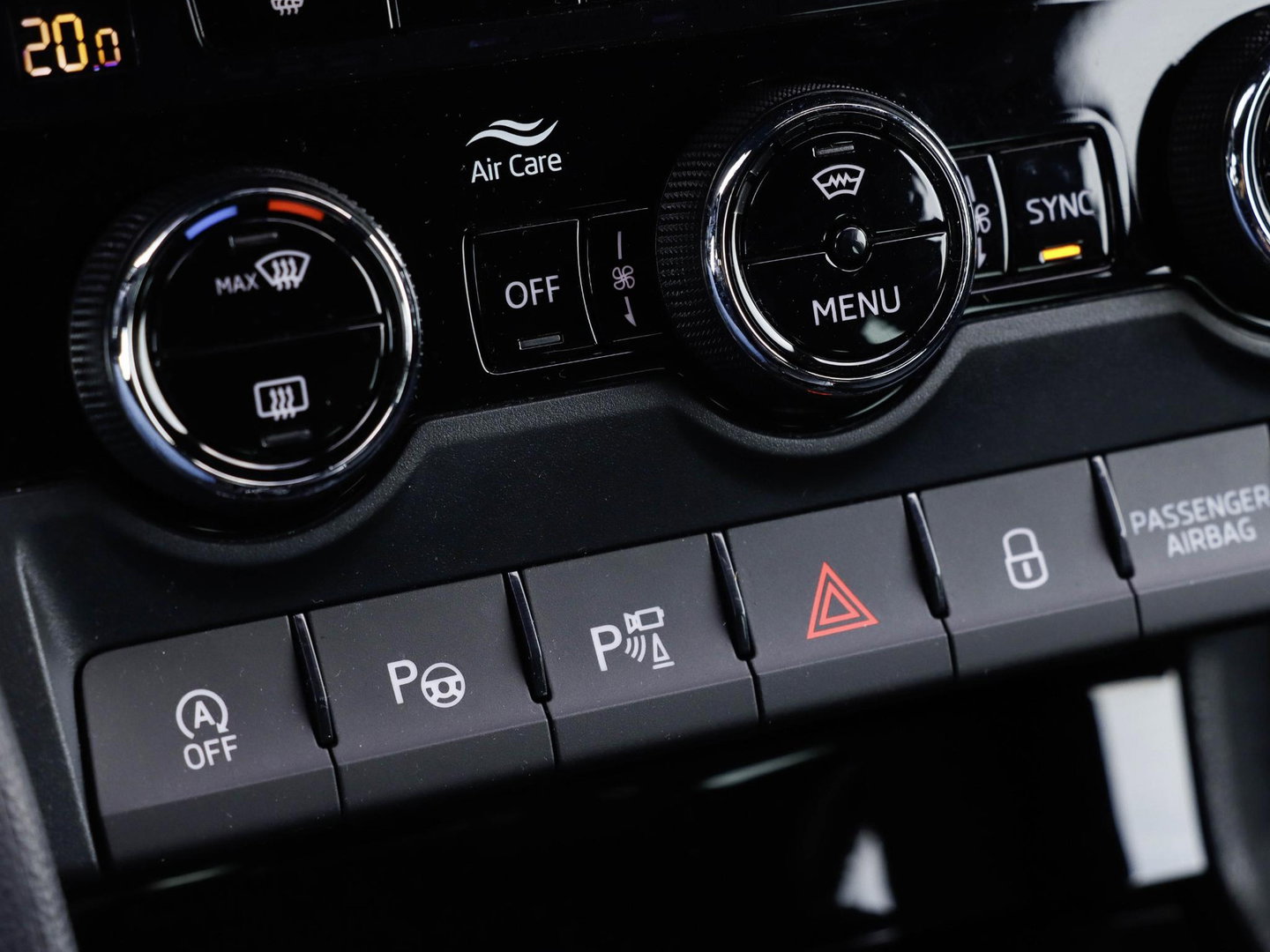 Škoda Karoq 1.5 TSI ACT Sportline DSG Adaptive Cruise Camera 32.390km!