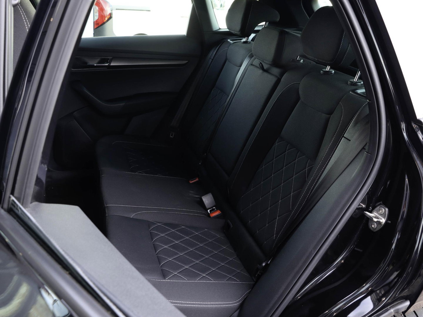 Škoda Karoq 1.5 TSI ACT Sportline DSG Adaptive Cruise Camera 32.390km!