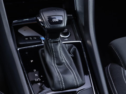 Škoda Karoq 1.5 TSI ACT Sportline DSG Adaptive Cruise Camera 32.390km!