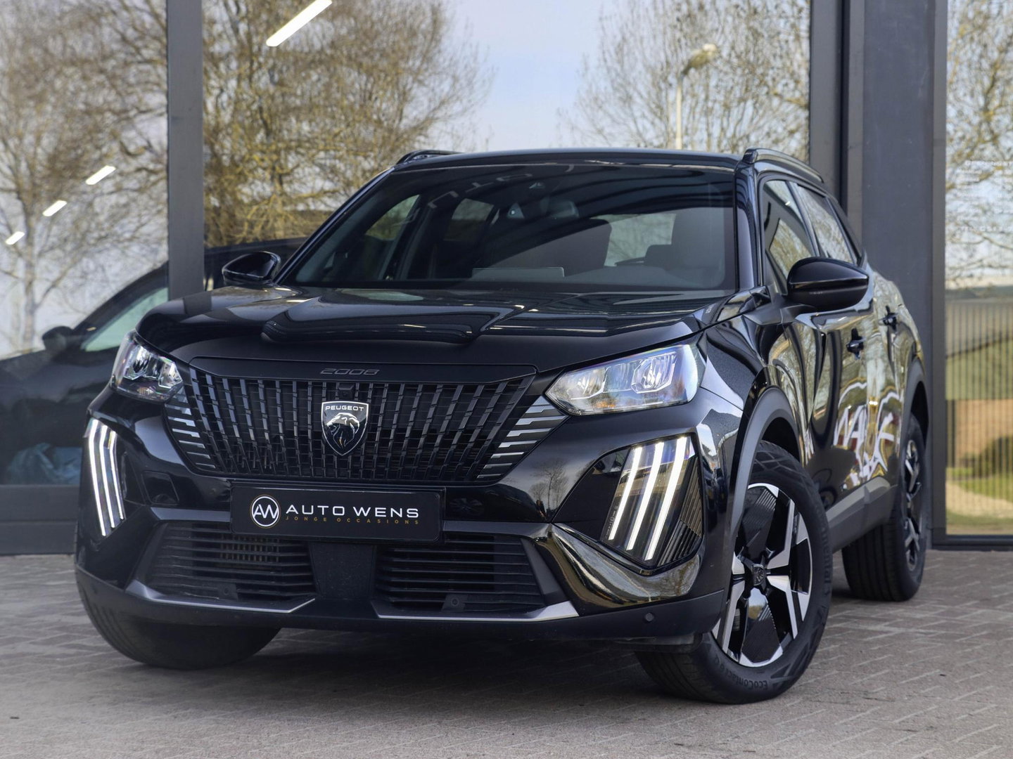 Peugeot 2008 1.2 Hybrid 136 Allure