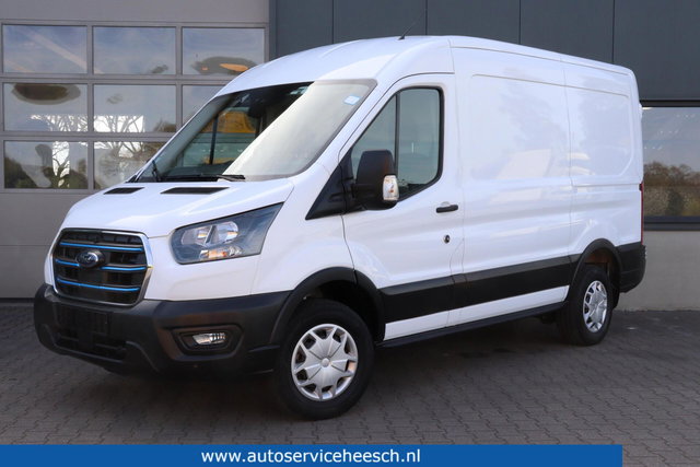Ford E-Transit - 390 L2H2 68 kWh l AIRCO l CAMERA l CARPLAY l NAVI