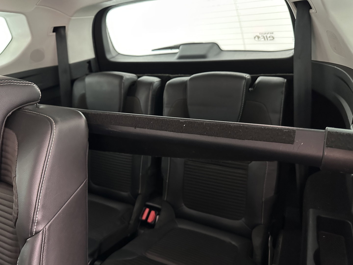 Renault Grand Scénic 1.2 TCe Intens [ 7-Pers. ] *LEATHER-FABRIC | BLINDSPOT | DIGI-COCKPIT | DAB | KEYLESS | CAMERA | NAVI-FULLMAP | PRIVACY-GLASS | ECC | PDC | 20''ALU | TOWBAR*