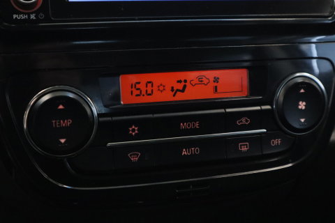 Mitsubishi Space Star 1.2 Dynamic Automaat Camera Apple Carplay Android Auto 24 Maanden garantie* (Vraag naar de voorwaarden)