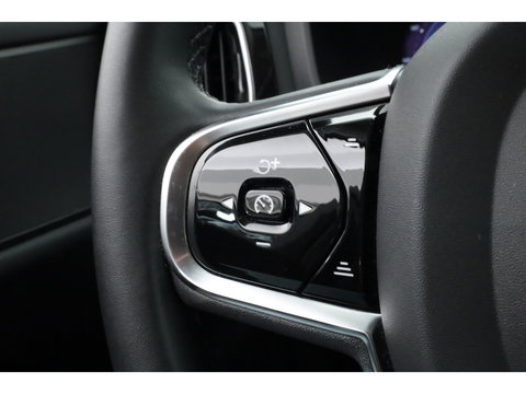 Volvo V60 2.0 T6 Plug-in hybrid AWD Plus Dark | Stoel 4 & Stuur Verwarming | achteruitrijcamera | Memory | 19" |