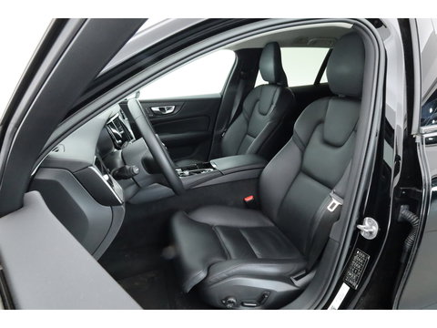 Volvo V60 2.0 T6 Plug-in hybrid AWD Plus Dark | Stoel 4 & Stuur Verwarming | achteruitrijcamera | Memory | 19" |