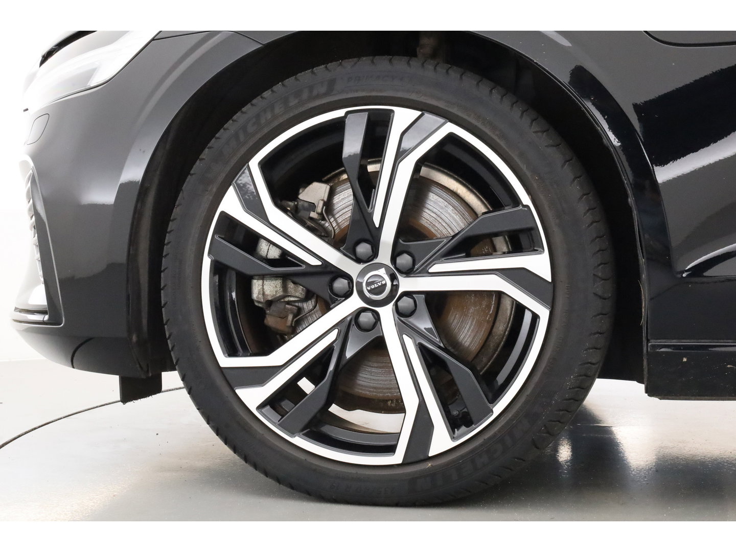 Volvo V60 2.0 T6 Plug-in hybrid AWD Plus Dark | Stoel 4 & Stuur Verwarming | achteruitrijcamera | Memory | 19" |