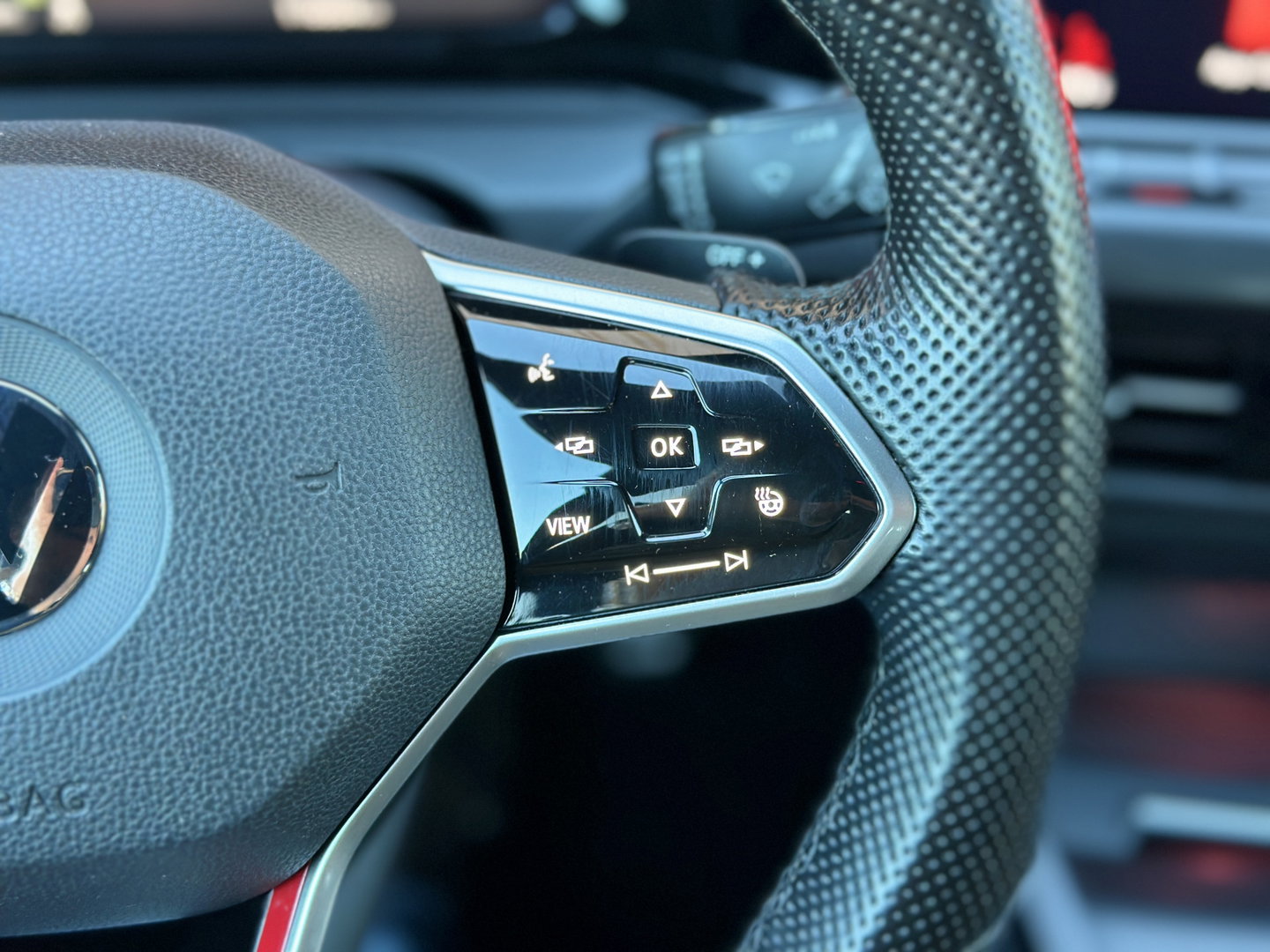 Volkswagen Golf 2.0 TSI GTI | Sfeerverlichting | Apple Carplay | Adaptieve Cruise Control | Android Auto | Stoelverwarming | Parkeersensoren | Airconditioning