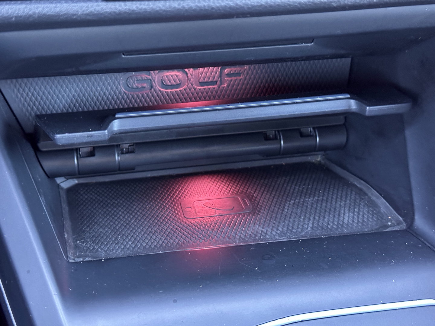 Volkswagen Golf 2.0 TSI GTI | Sfeerverlichting | Apple Carplay | Adaptieve Cruise Control | Android Auto | Stoelverwarming | Parkeersensoren | Airconditioning