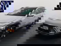 Hyundai Kona - 1.6 GDI HEV Premium Sky VAN: 34.900,- VOOR 31.877,- UW LENTEVOORDEEL: 3.023,- | DEALER ONDERHOUDEN | FABR. GARANTIE t/m 06-2031