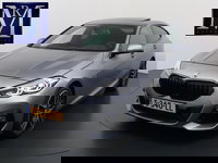 BMW 2 Serie - Gran Coupé 220i VAN € 38.900,- VOOR € 35.877,- UW LENTEVOORDEEL € 3.023,-! | M-SPORT| BOMVOL! | HARMAN KARDON| PANO| FROZEN GREY| STOEL+ STUURVERWARMING| DEALER OH. | ORIGINEEL NEDERLANDS| KUIPSTOELEN| LEER | 19 INCH!