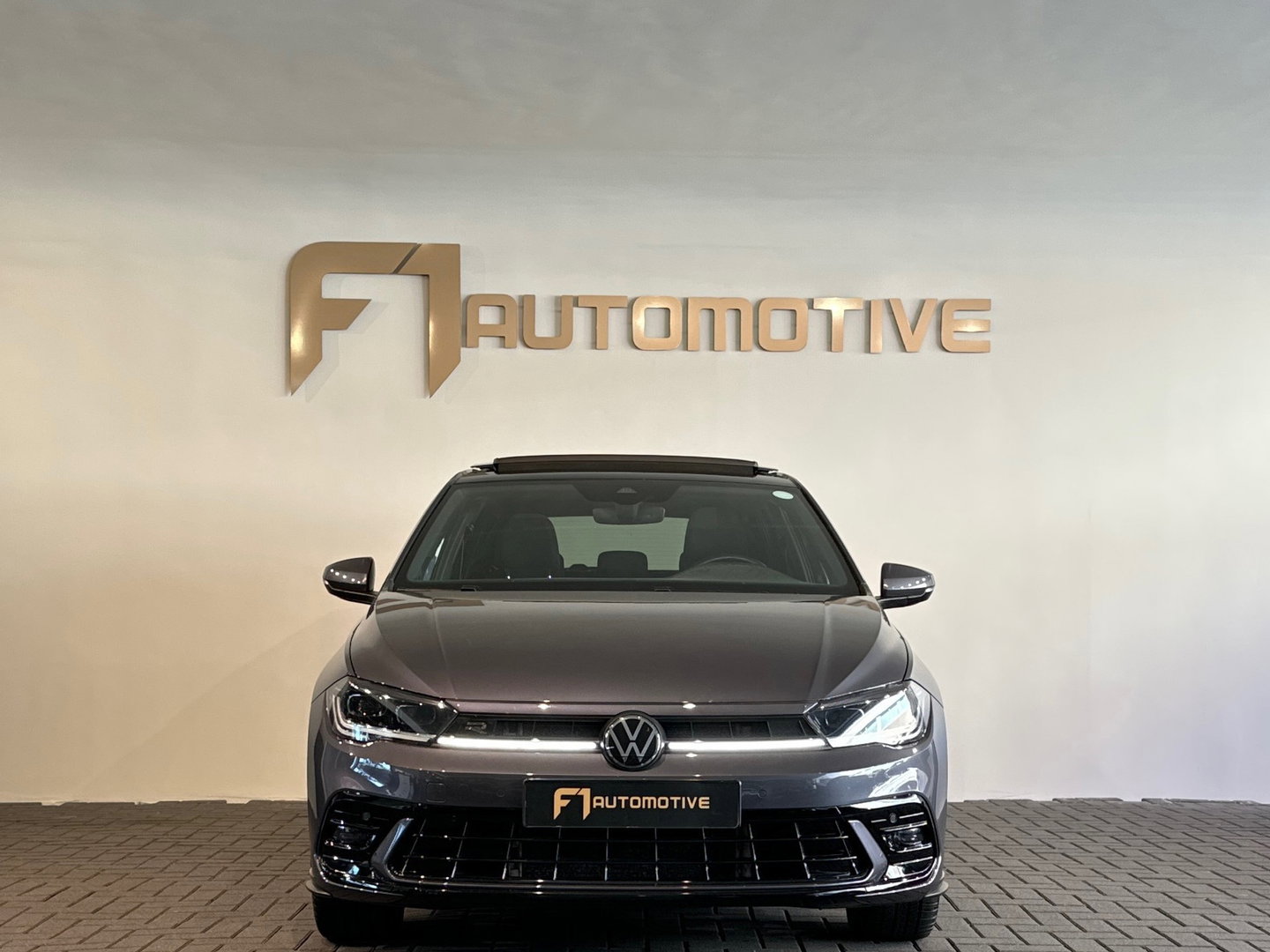 Volkswagen Polo 1.0 TSI R-Line Business Pano|IQ|Keyles|Camera