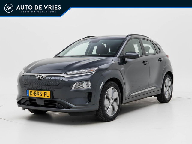 Hyundai Kona - EV Comfort 64 kWh 3-Fase | SOH 100% | Carplay | Camera | Adaptive cruise